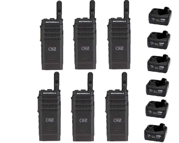 Set van 6 Motorola SL1600 UHF DMR 403-470 MHz portofoons met laadbakjes | SL1600